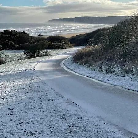 Lens Sandy Collection - Collection Of 2 And One Seaview - Part Of The The Bay Village With Pool, Gym And Direct Access, Pub, Restaurant, Tennis And Meadows Walks