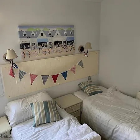 Vakantiehuis Lens Sandy Collection - Collection Of 2 And One Seaview - Part Of The The Bay Village With Pool, Gym And Direct Access, Pub, Restaurant, Tennis And Meadows Walks