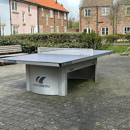 Lens Sandy Collection - Collection Of 2 And One Seaview - Part Of The The Bay Village With Pool, Gym And Direct Access, Pub, Restaurant, Tennis And Meadows Walks Vakantiehuis Filey