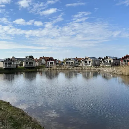 Lens Sandy Collection - Collection Of 2 And One Seaview - Part Of The The Bay Village With Pool, Gym And Direct Access, Pub, Restaurant, Tennis And Meadows Walks