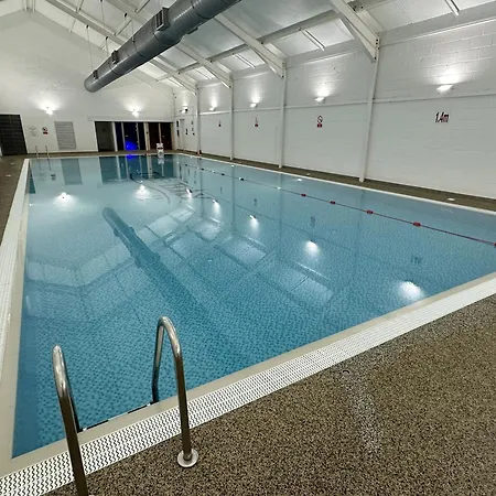 Holiday home Lens Sandy Collection - Collection Of 2 And One Seaview - Part Of The The Bay Village With Pool, Gym And Direct Access, Pub, Restaurant, Tennis And Meadows Walks Filey