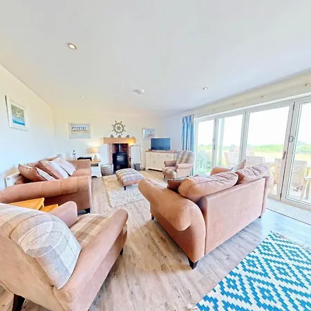 Holiday home Lens Sandy Collection - Collection Of 2 And One Seaview - Part Of The The Bay Village With Pool, Gym And Direct Access, Pub, Restaurant, Tennis And Meadows Walks