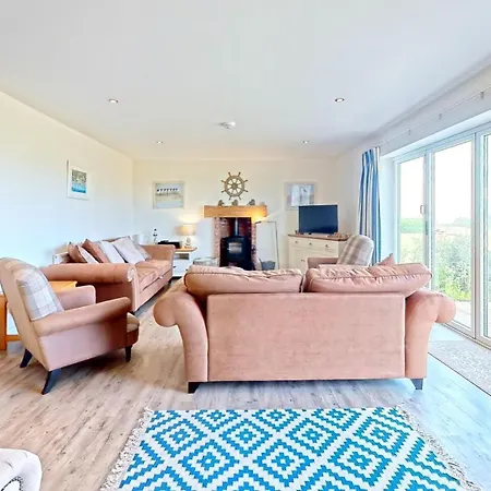 Holiday home Lens Sandy Collection - Collection Of 2 And One Seaview - Part Of The The Bay Village With Pool, Gym And Direct Access, Pub, Restaurant, Tennis And Meadows Walks *