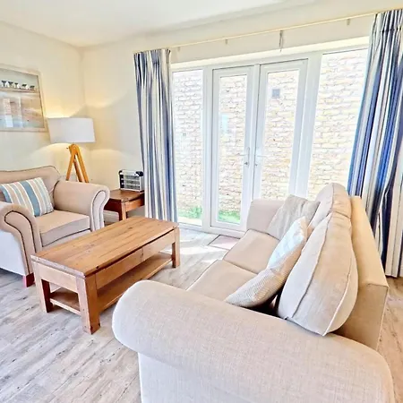 Holiday home Lens Sandy Collection - Collection Of 2 And One Seaview - Part Of The The Bay Village With Pool, Gym And Direct Access, Pub, Restaurant, Tennis And Meadows Walks