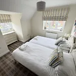 Lens Sandy Collection - Collection Of 2 And One Seaview - Part Of The The Bay Village With Pool, Gym And Direct Access, Pub, Restaurant, Tennis And Meadows Walks *